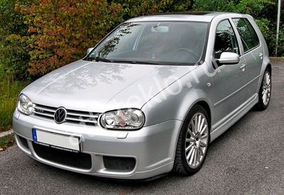 Автостекла Volkswagen Golf IV c установкой в Москве